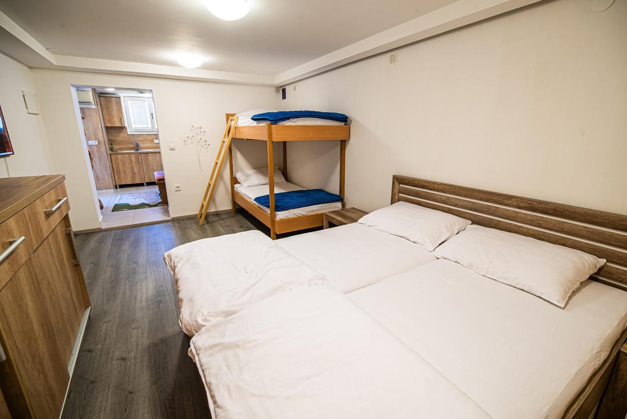 Apartments Zvoh, Krvavec, Ski-In, Ski-Out Cerklje na Gorenjskem Cameră foto